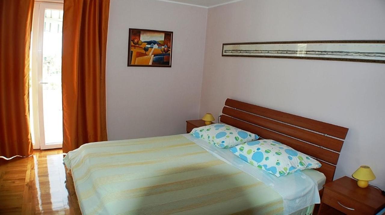 Cecillia Mare Apartments Rovinj Exterior foto