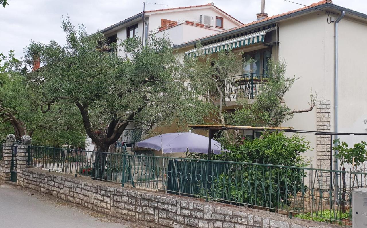 Cecillia Mare Apartments Rovinj Exterior foto