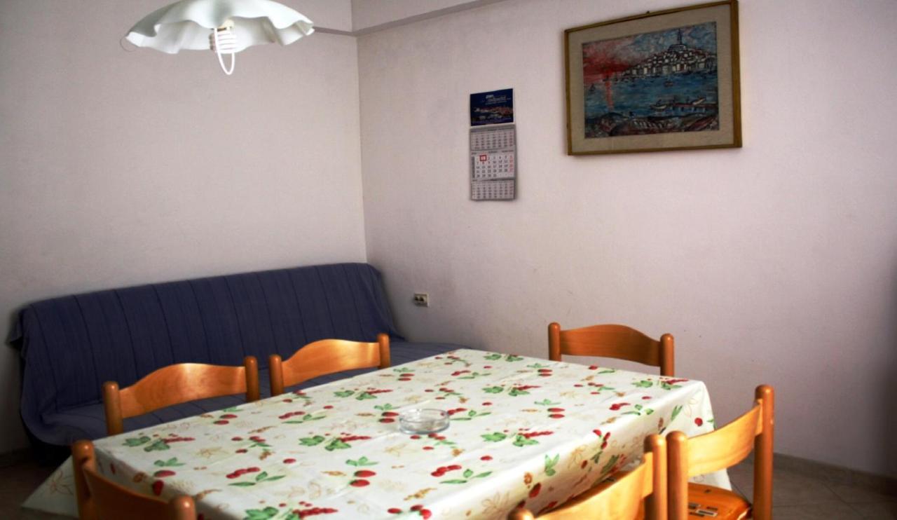 Cecillia Mare Apartments Rovinj Exterior foto